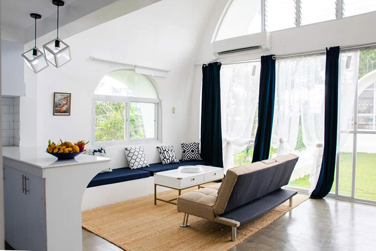 Hobbitoninspired Airbnb near Manila Lahluna Bed & Breakfast in Silang